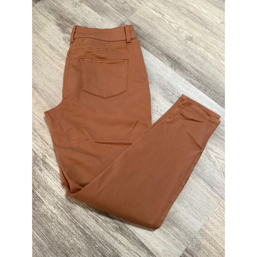 m jeans by maurices High Rise Skinny Pants Women's Size L Brown Repreve Blend